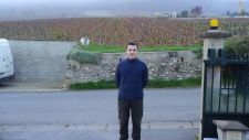 Alexandre-Le-Brun-in-front-of-his-vines-for-web site